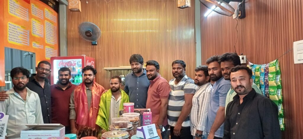 శ్రీ బాలాజీ ఇరాన్ చాయ్ కేఫ్  ను ప్రారంభించిన చెంగారెడ్డి