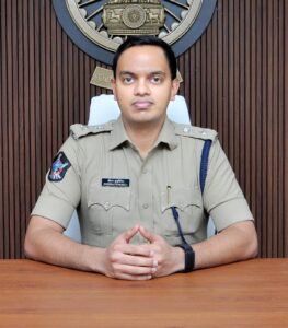 అన్నమయ్య జిల్లాలో పోలీసులు బదిలీ