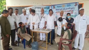 గణపవరంలో 700 మంది విద్యార్థులకు ఉచిత దంత పరీక్షలు