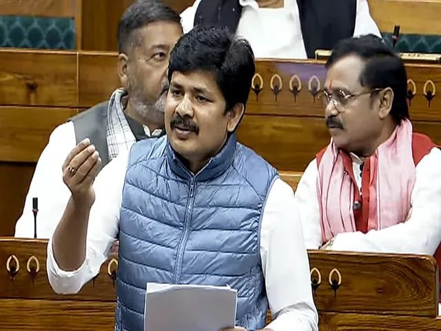 లోక్‌సభలో వైసీపీ వాయిదా తీర్మానం