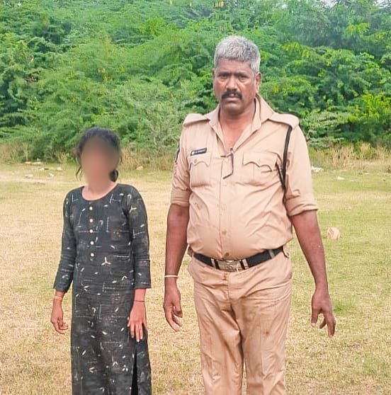 మహిళ ప్రాణాలను కాపాడిన హెడ్ కానిస్టేబుల్ కె. చలపతి