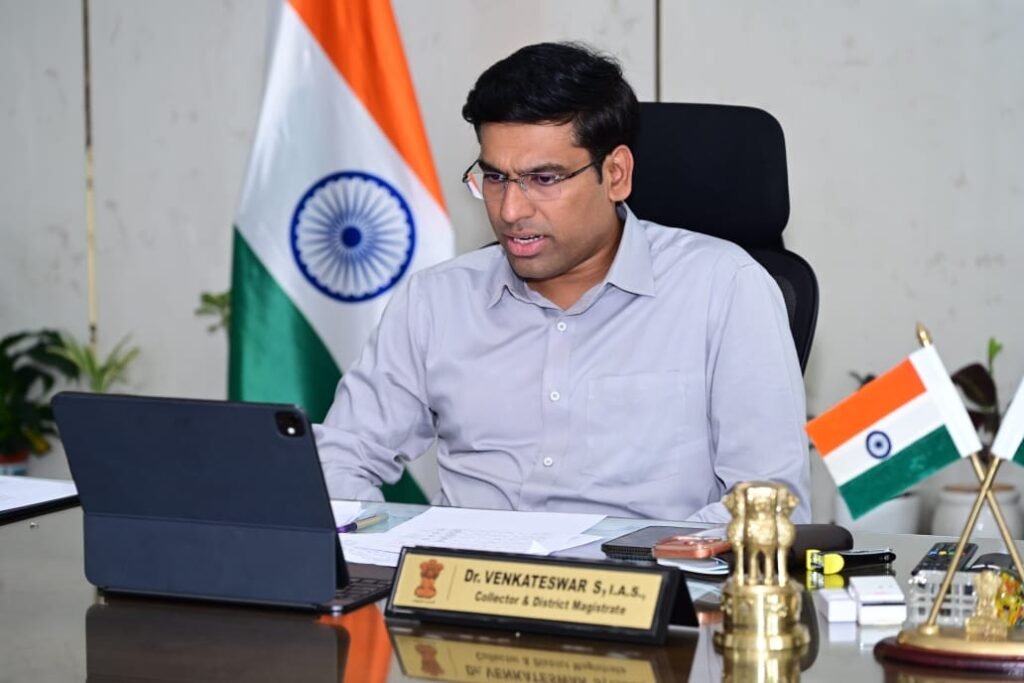 అర్హులైన ప్రతి రైతుకు పంటల బీమా అందేలా చర్యలు: కలెక్టర్