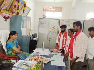 నీట్ పేపర్ లీకేజ్ నిరసనలో విద్యాసంస్థల బంద్
