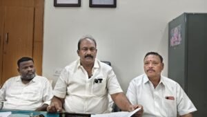 టమాట ధరలపై అవాస్తవ ప్రచారాన్ని నమ్మొద్దు: మార్కెట్ కమిటీ చైర్మన్