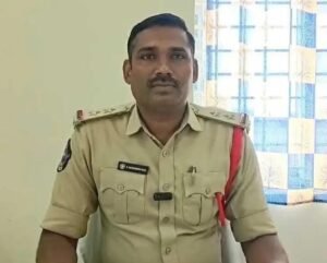 ఐదుగురిపై చీటింగ్ కేసు