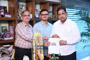 టీటీడీ ఎస్వీ అన్న ప్రసాదం ట్రస్ట్ కు రూ.10 లక్షలు విరాళం