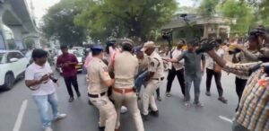 గాజువాకలో ఉద్రిక్తత..!