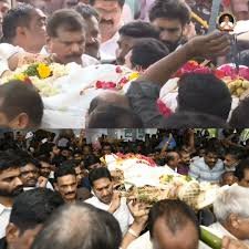 ముద్రగడ పద్మనాభం పార్థివదేహానికి నివాళులర్పించిన వైయస్‌ జగన్‌
