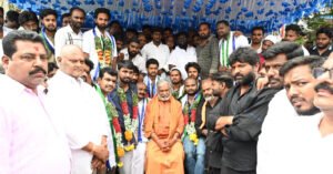లోకేష్‌ రాజీనామ చేసి , డిఎస్సీ అక్రమాలపై సీబిఐచే నిగ్గు తేల్చాలి.