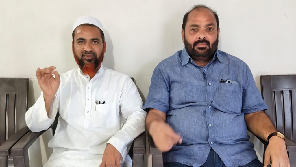 మాజీఎమ్మెల్యే ముస్తఫా కుటుంభాన్ని వేదిస్తే చూస్తూ ఊరుకోం