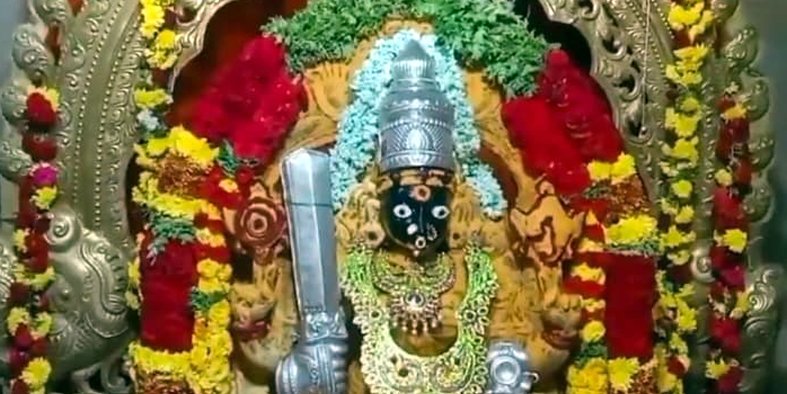 ఆలయాలలో ప్రత్యేకపూజలు