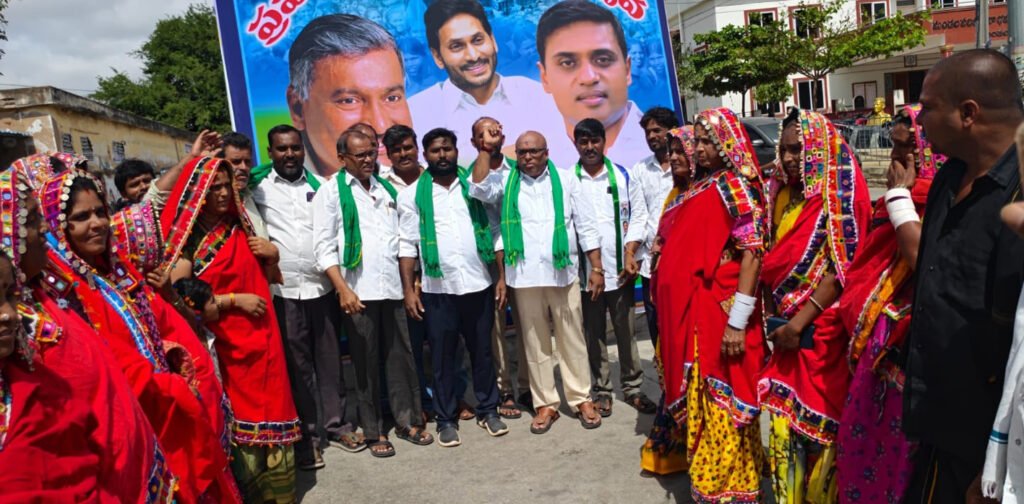 ఆదివాసిల హక్కుల కోసం పోరాటం
