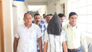 వామ్మో ….మైనర్లు, యువకులే అతని టార్గెట్.
