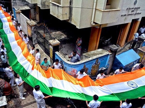జాతీయ జెండాతో తిరంగయాత్ర