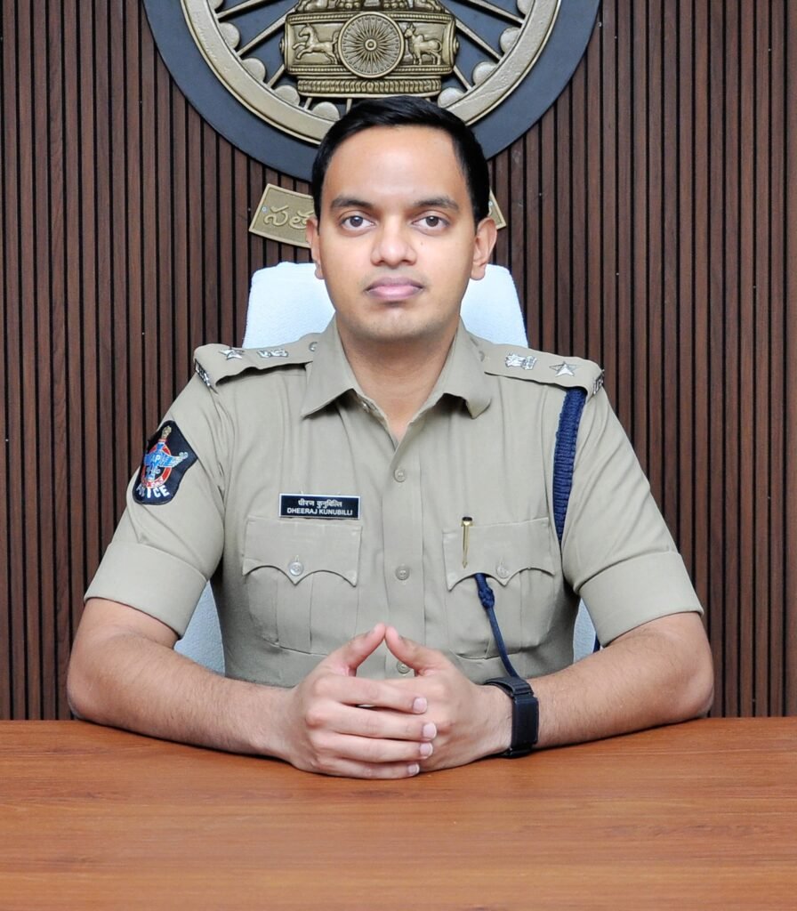 ఆదాయపు పన్ను శాఖ పేరుతో సైబర్ మోసాలు.. అప్రమత్తంగా ఉండాలి: జిల్లా ఎస్పీ