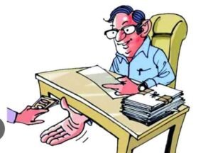 సిక్కోలులో ఏసీబీకి చిక్కిన వీఆర్వో మల్లేశ్వరరావు
