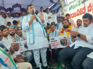 రాయచోటిలో వైఎస్సార్‌సీపీ యువగళం.. మూడో రోజూ హోరెత్తిన దీక్షలు