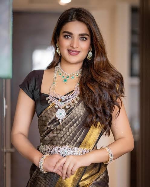 ఆన్‌లైన్ బెట్టింగ్ కేసులో నటి ‘నిధి అగర్వాల్‌’కు ఈడీ సమన్లు..!