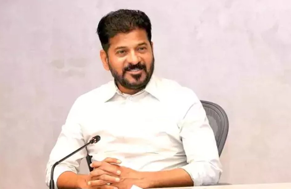 సీఎం రేవంత్‌రెడ్డి అమెరికా పర్యటనకు అనుమతివ్వని కేంద్రం