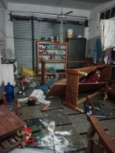 కుటుంబ కలహాలతో ఆత్మహత్యచేసుకున్న యువకుడు