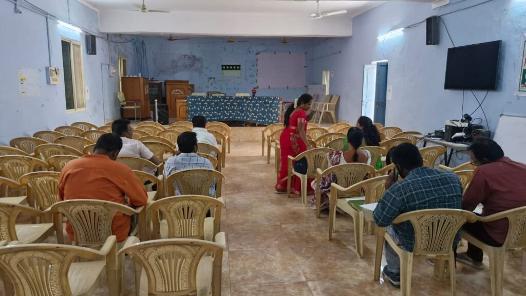 11:30 అయినా ప్రారంభం కాని మండల సర్వసభ్య సమావేశం