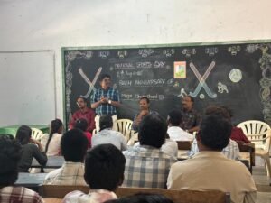 క్రీడలకు ప్రాధాన్యం ఇవ్వాలి