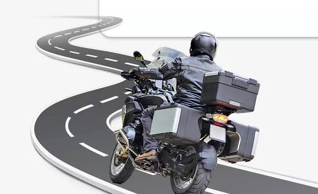 బైక్ చేతిలో ఉంటే హీరోలు కాదు