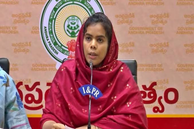 ఏపీ డీఎస్సీపై విద్య శాఖ కమిషనర్ తమీమ్ అన్సారియా మరోసారి క్లారిటీ