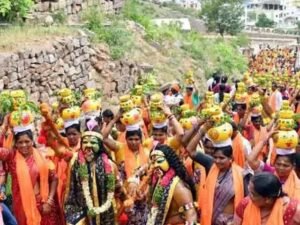 రాణి రుద్రమదేవి నుంచి శ్రీకృష్ణదేవరాయల వరకు.. బోనాల పండుగకు వేల ఏళ్ల చరిత్ర!