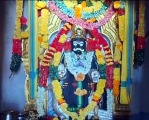 శ్రీ శనేశ్వరస్వామికి ప్రత్యేక పూజలు