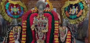 శ్రీ కళ్యాణ వెంకన్నకు పూజలు
