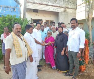 బుడుగుంటపల్లిలో ఎన్టీఆర్ భరోసా పెన్షన్ల పంపిణీ