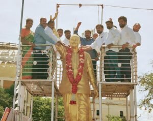 మహా జననేత రాజన్నకు ఘన నివాళులు