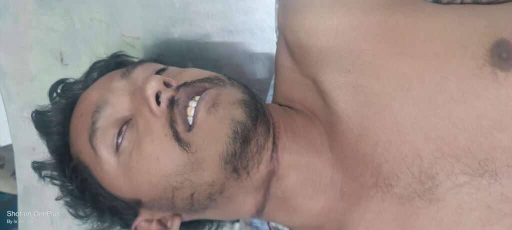 ఉరి వేసుకుని యువరైతు ఆత్మహత్య,