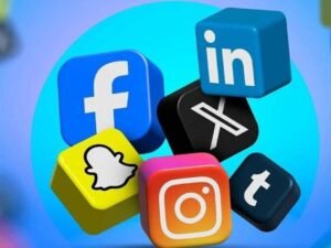 ఉద్యోగుల SM అకౌంట్లపై కేంద్రం ఫోకస్