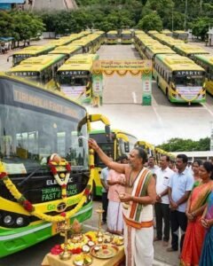 తిరుపతికి చేరుకున్న రిలయన్స్ ఎలక్ట్రిక్ ధర్మరథ బస్సులు