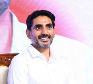 పార్టీ నేతలు సోషల్ మీడియాను వినియోగించాలి : మంత్రి లోకేష్