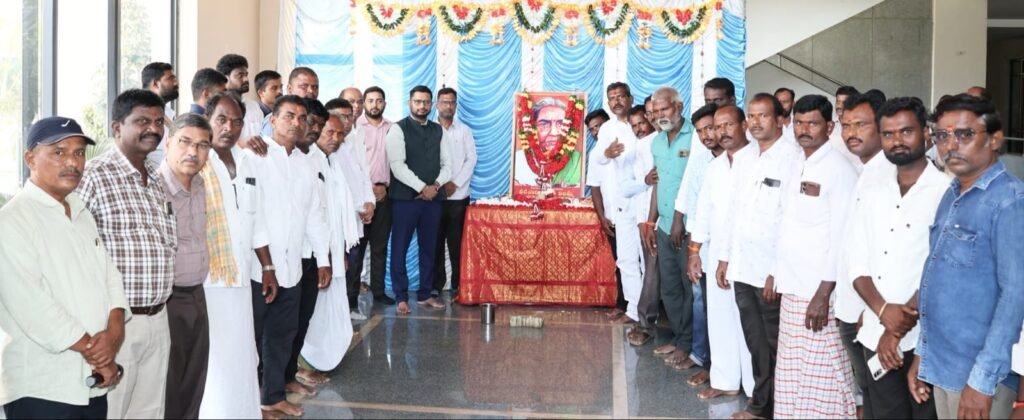భూస్వామ్య వ్యవస్థకు వ్యతిరేకంగా ఐలమ్మ పోరాటం.