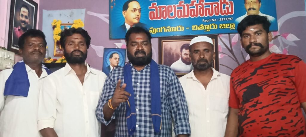 హమార ప్రసాద్‌పై కేసు నమోదు చేయాలి