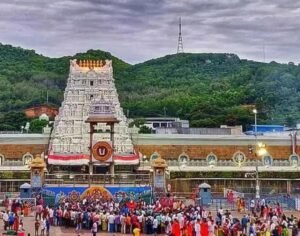 తిరుమలలో పెరిగిన భక్తుల రద్దీ..