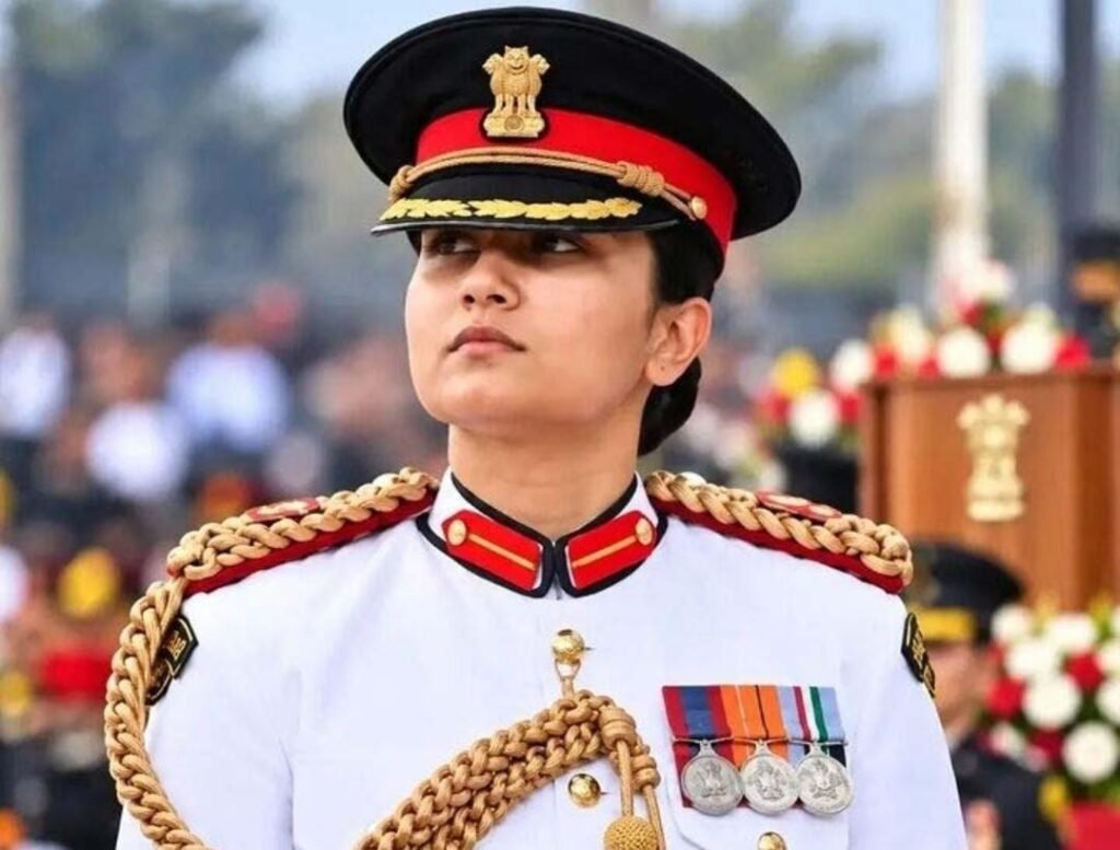 ఆర్మీ నుంచి తొలి మహిళా ఆఫీసర్.. నవ్యా షెకావత్