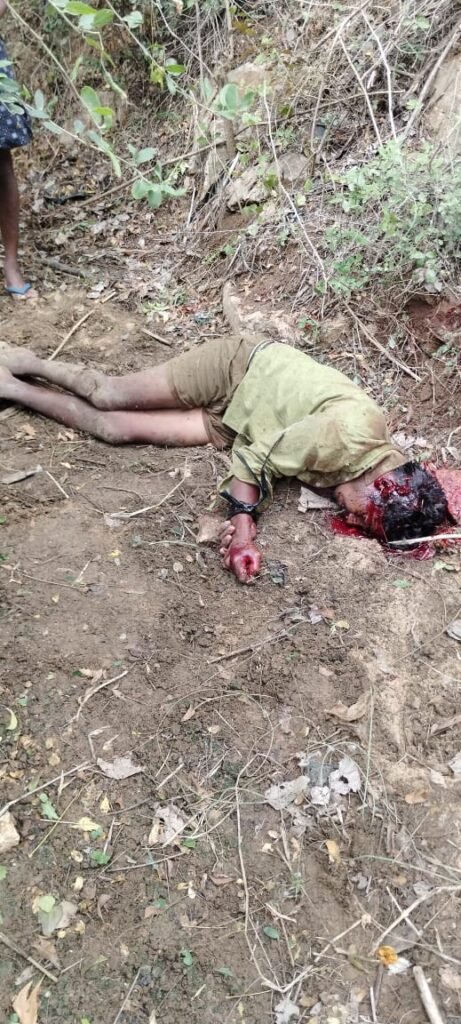 నాయుని భావి వద్ద యువరైతు దారుణ హత్య
