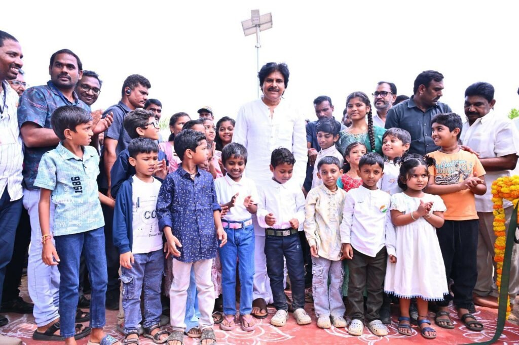 పిఠాపురంలో ఉప ముఖ్యమంత్రి పవన్ కళ్యాణ్ పర్యటన