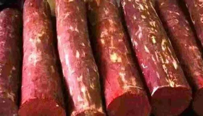 సినిమా స్టైల్లో ఎర్రచందనం స్మగ్లర్ల పరార్‌