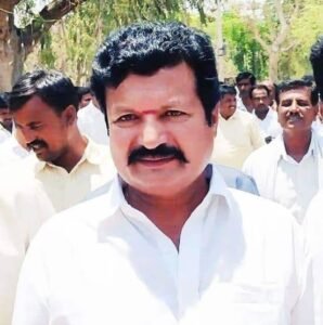 ములకలచెరువు ఎంపీడీవోకు ఎమ్మెల్యే పెద్దిరెడ్డి ద్వారకనాథరెడ్డి షోకాజ్‌ నోటీసు