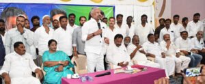 బాబు చేసే అప్పులు రూ.10 లక్షల కోట్లు అవుతుంది