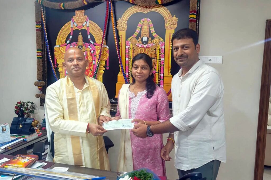 టీటీడీకి రూ.10 లక్షలు విరాళం