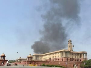 పార్లమెంట్లో అగ్నిప్రమాదం