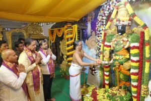 టీటీడీ రవాణా విభాగంలో భక్తిశ్రద్ధలతో ఆయుధ పూజ