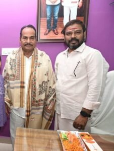 తిరుపతి జనసేన నాయకుడు రాజేష్ ఆచారి రాత్రి ఆత్మహత్యాయత్నం